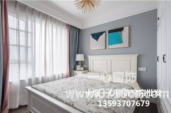 【十堰窗帘厂家】简洁大白墙的客厅窗帘要怎么搭配？